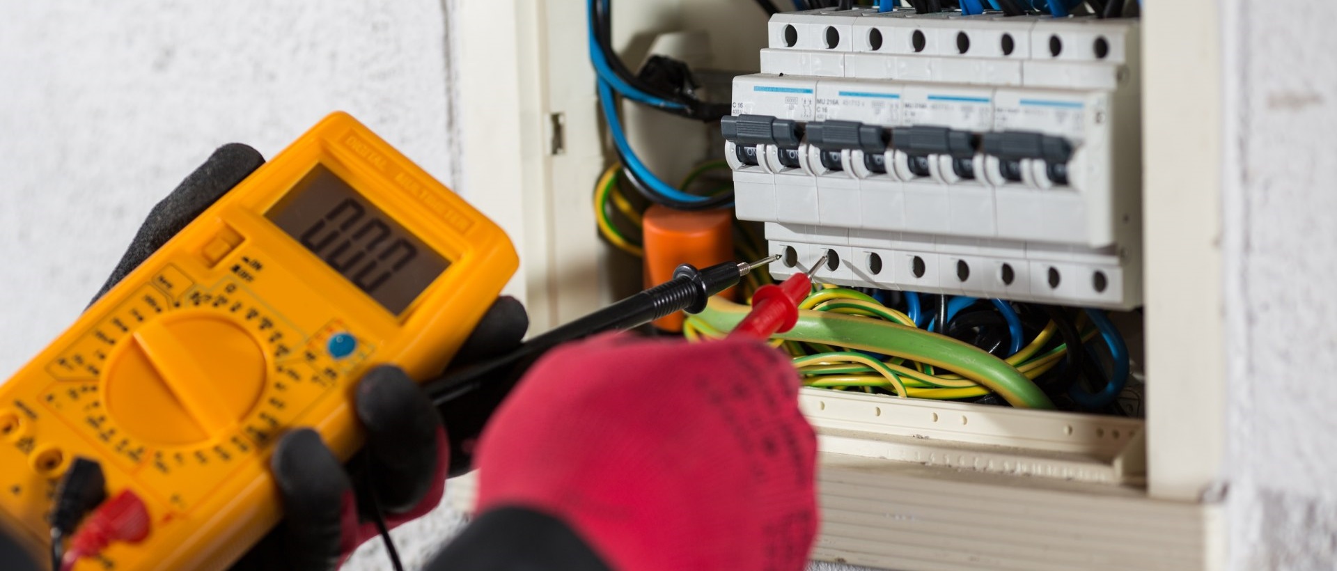 Electricians N20